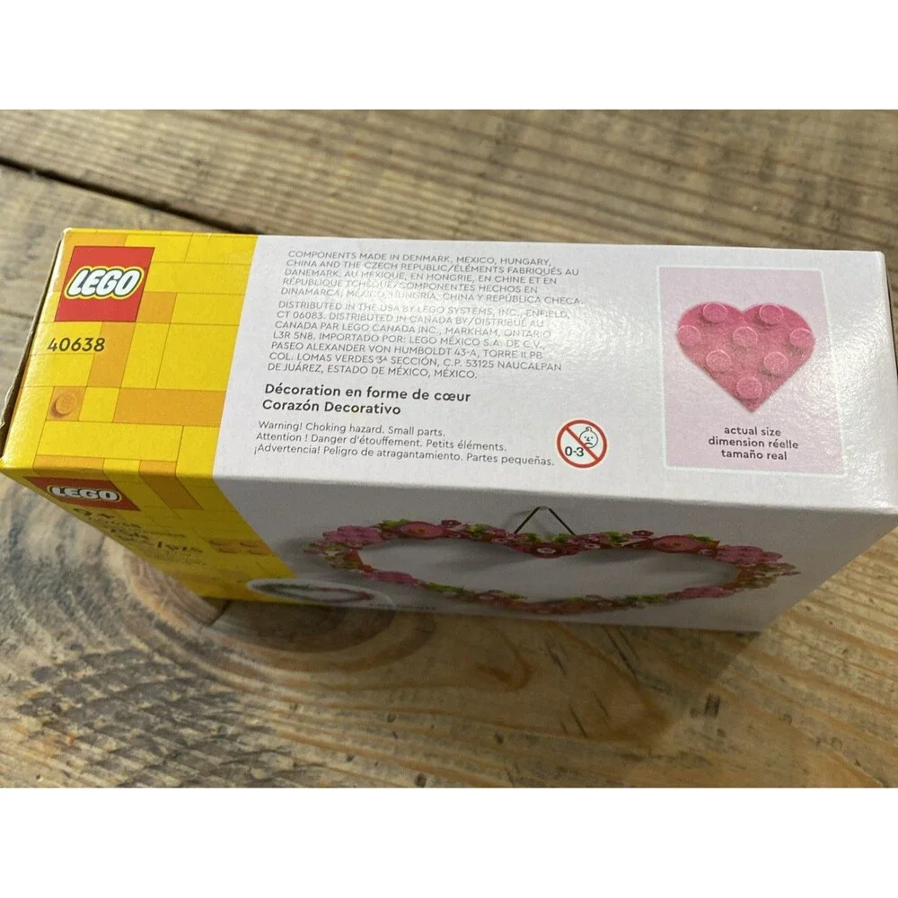 LEGO Heart Ornament Building Set - Creative Décor for Ages 9+ - 40638
